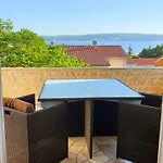 Megan 1 3* Crikvenica