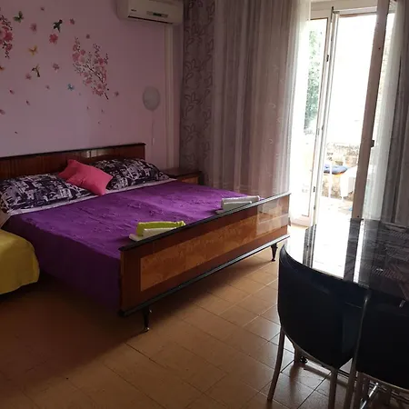 Guest house Megan 1 Crikvenica