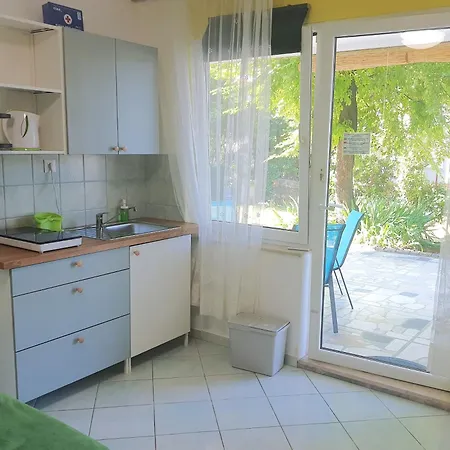 Pensionat Megan 1 Crikvenica